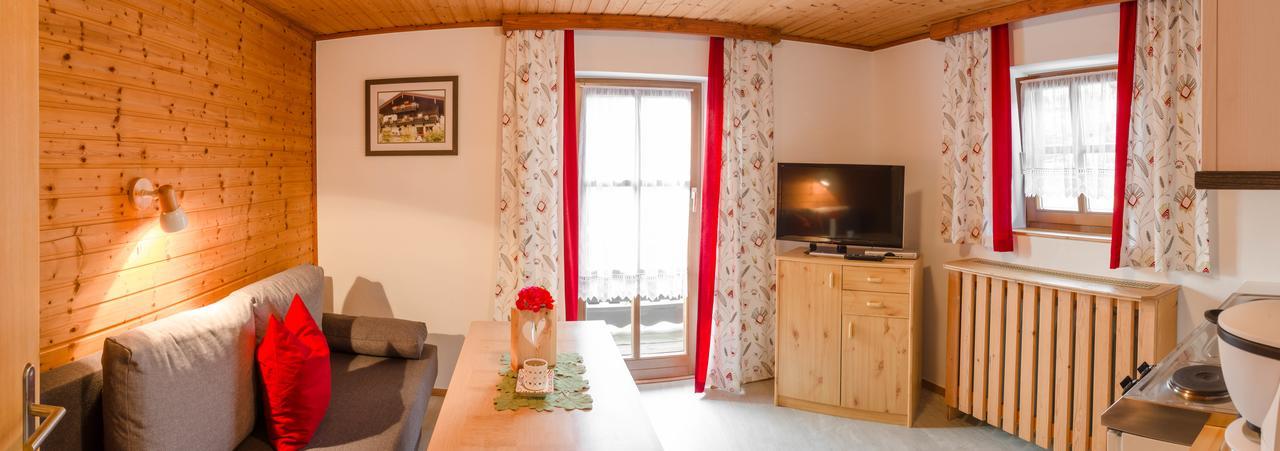 Brotzeitalm Apartment Pfarrwerfen Ngoại thất bức ảnh